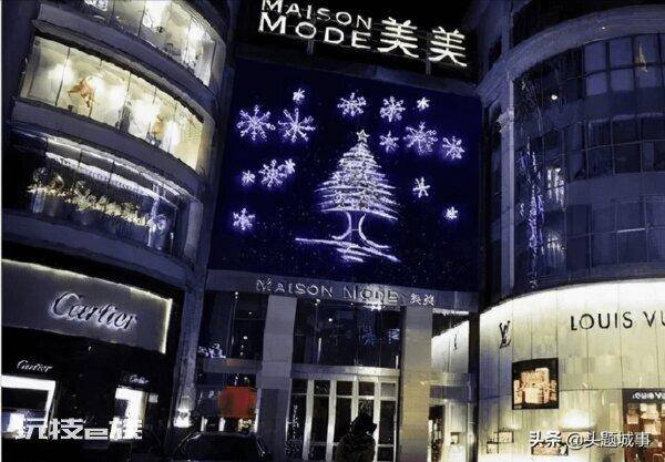 乌鲁木齐美食街最有名(乌鲁木齐受欢迎又繁华的小吃一条街)-图片1